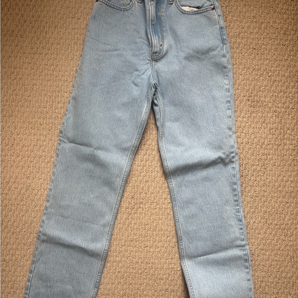 Abercrombie & Fitch Ultra High Rise 90s Straight Jeans - Light Blue